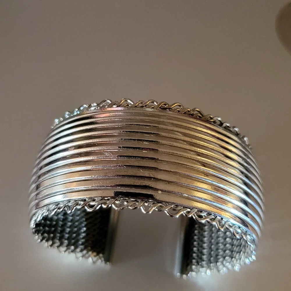 Late 1950's "VOLUPTE" Signed Cartouche Silver Ribbed 1.25" Wide Cuff Bracelet - Picture 2 of 8